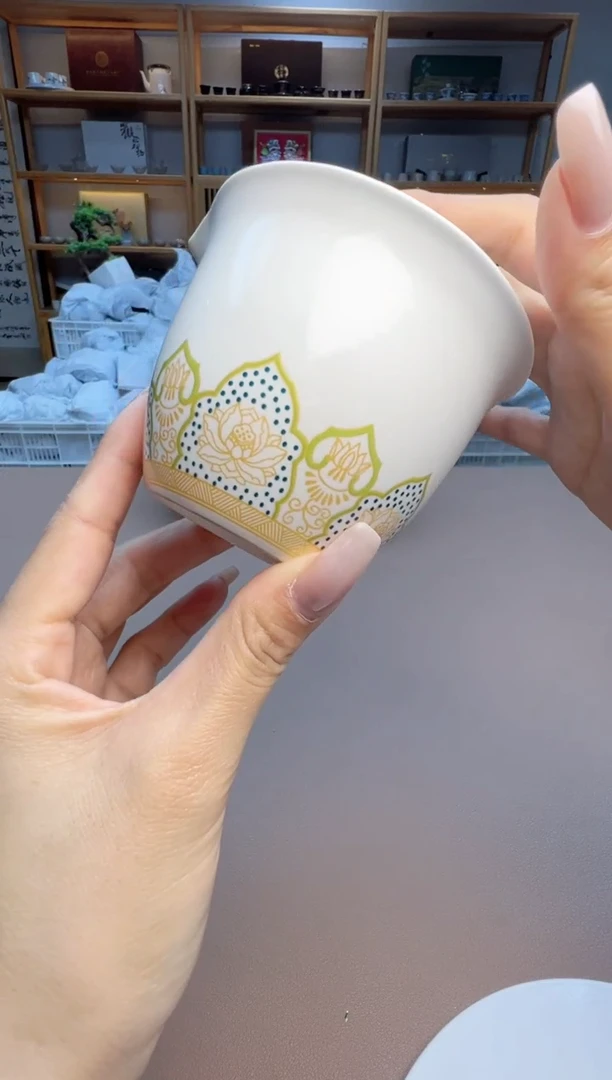 【闪购商品】摆件瓷制品S1111111111111