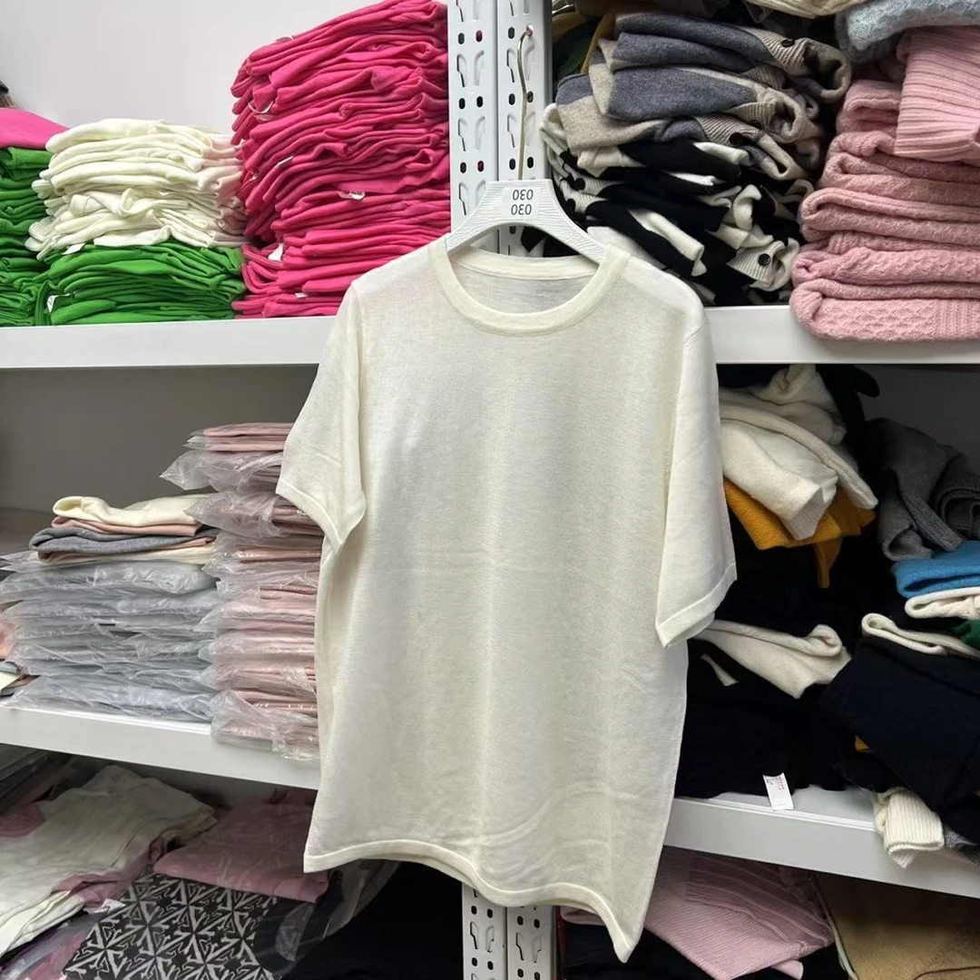 春夏时尚气质绿标H刺绣短袖