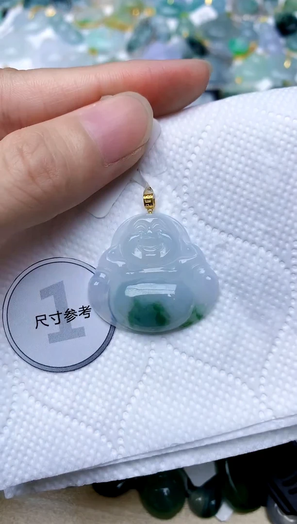 颈饰18K金镶嵌翡翠天然A货翡翠