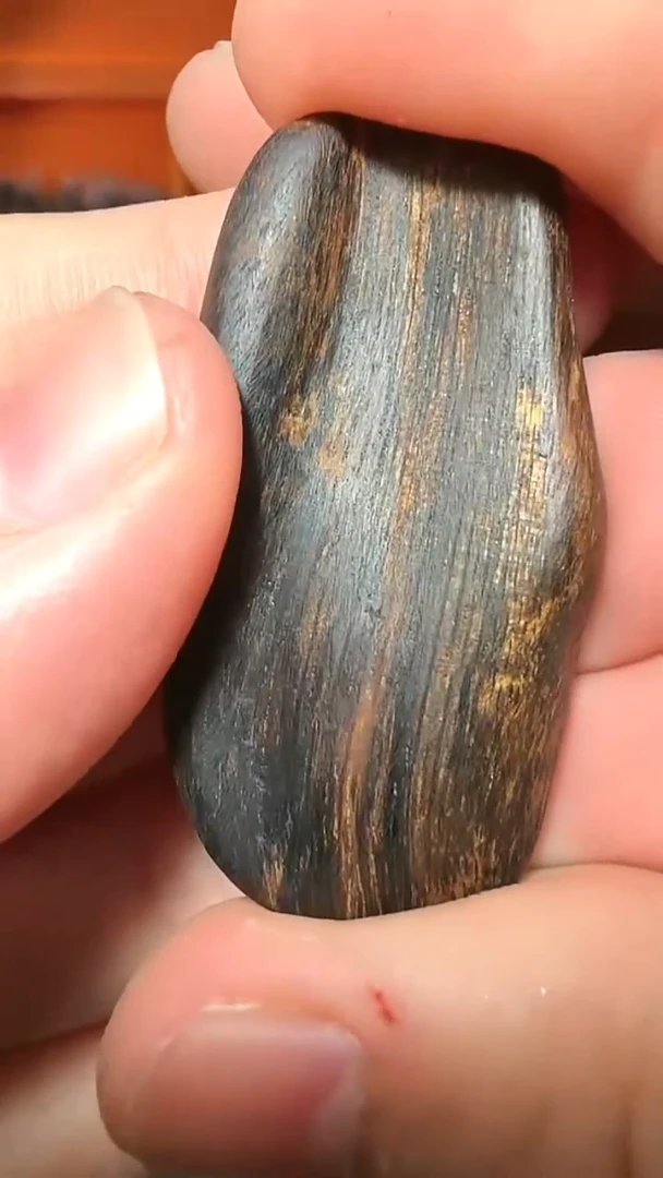 沉香吊坠177号天然野沉水挂件多样性发一