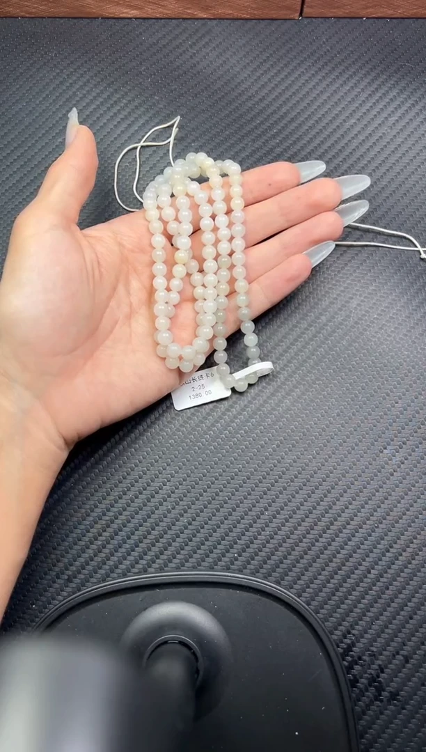 未镶嵌手串和田玉黑山微色差卡6 长链