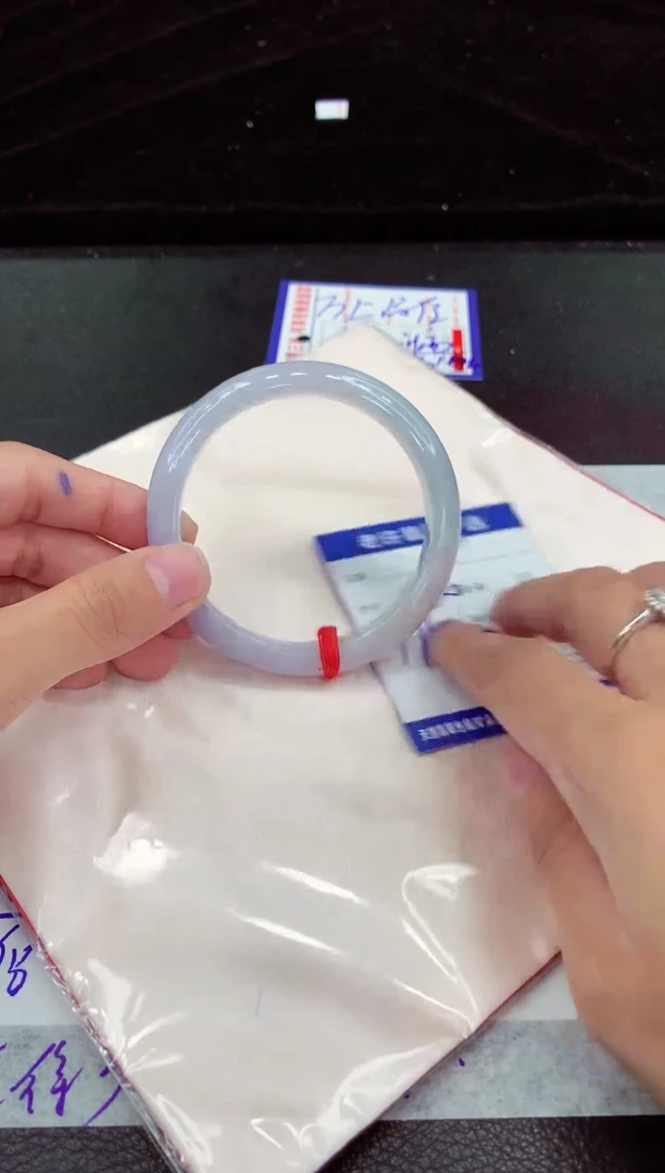 翡翠手镯未镶嵌11111111111111111