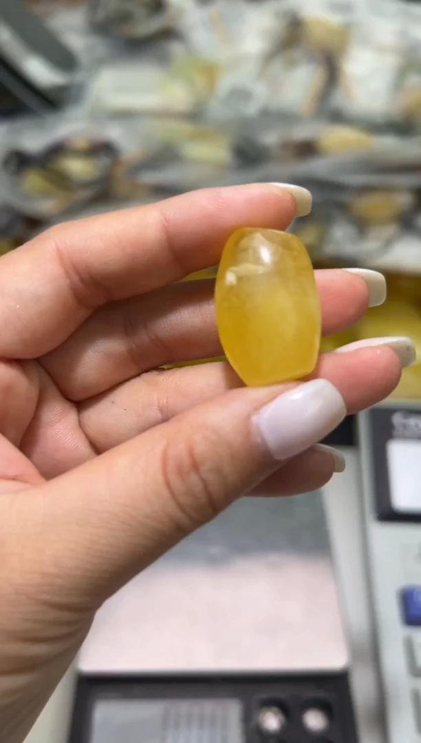裸石琥珀未镶嵌琥珀蜜蜡吊坠