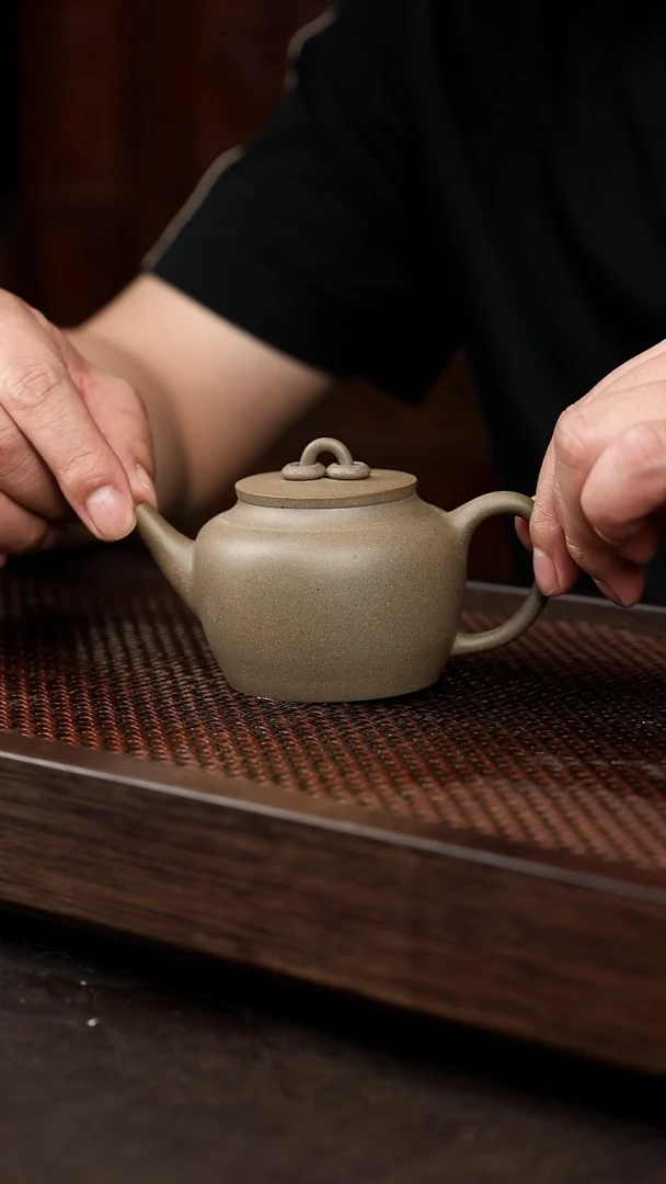 茶壶紫砂岩中泥双圈直流{青}