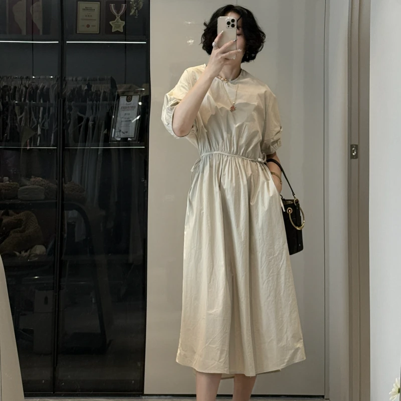 S2EXL7133S简约时尚纯色抽绳圆领两色连衣裙收腰温柔法式慵懒长裙