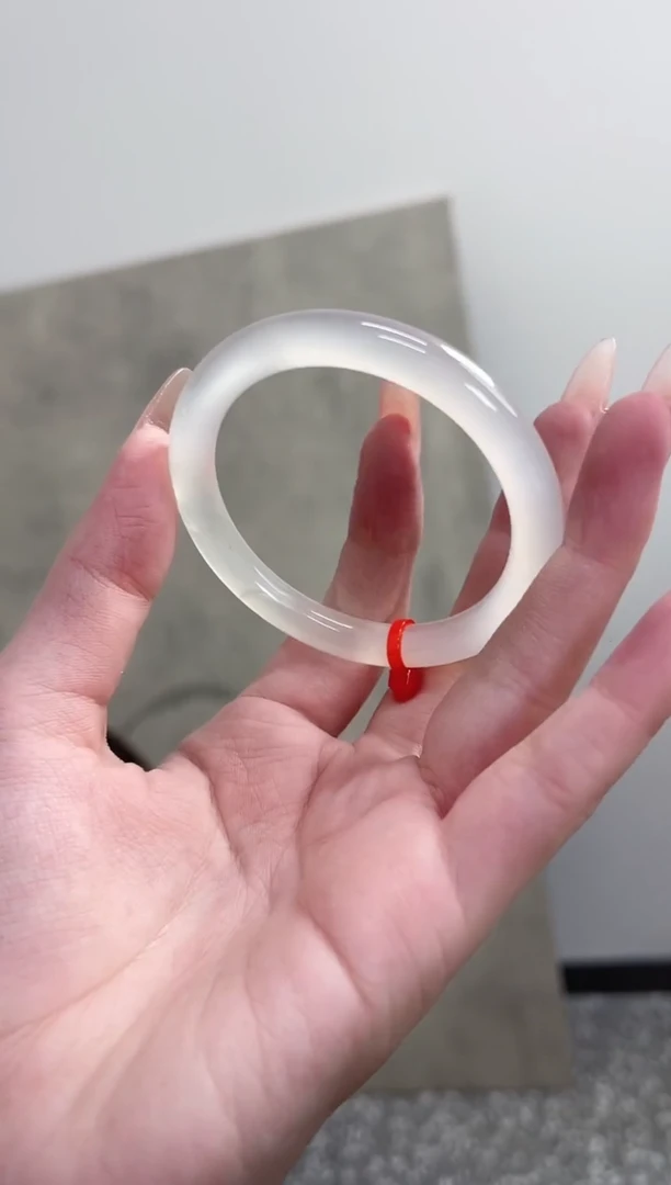 【闪购商品】玛瑙/玉髓手镯未镶嵌52圈 需要包容圆条