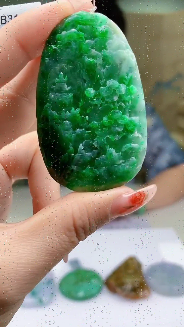 【闪购商品】定制翡翠未镶嵌4688ty-毛货挂件10