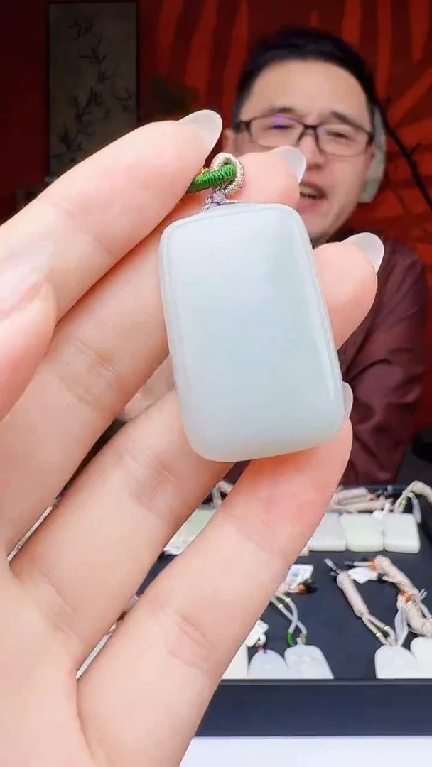 颈饰未镶嵌和田玉天然和田玉（拍一发一）