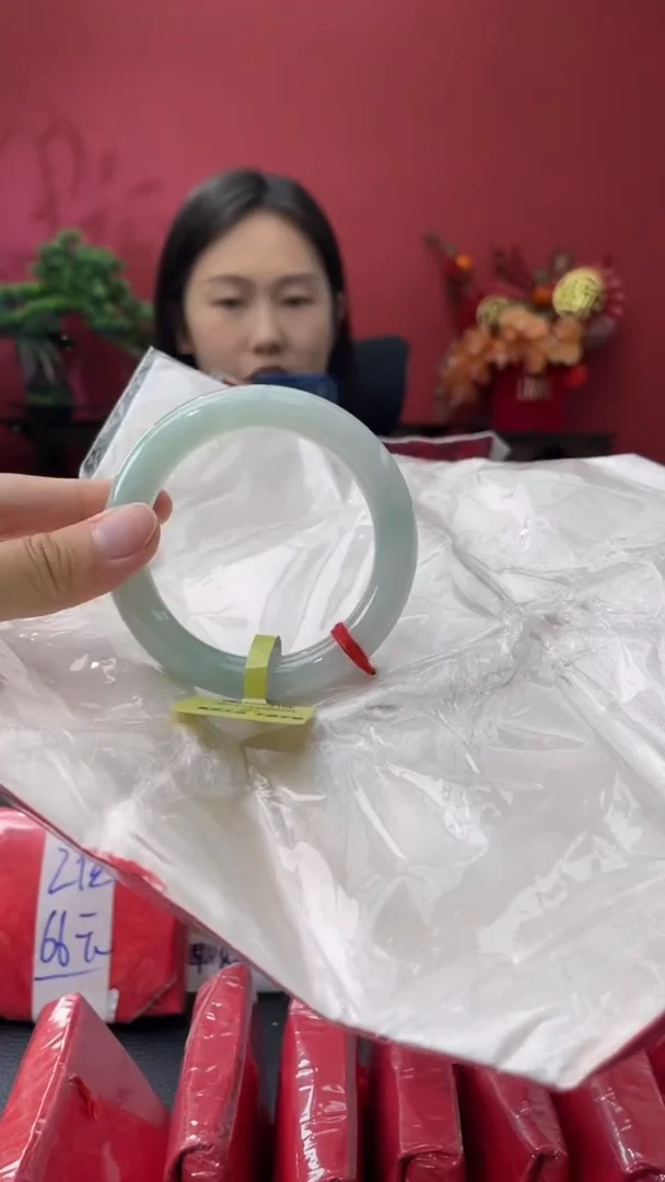 未镶嵌手镯翡翠6       圈口55