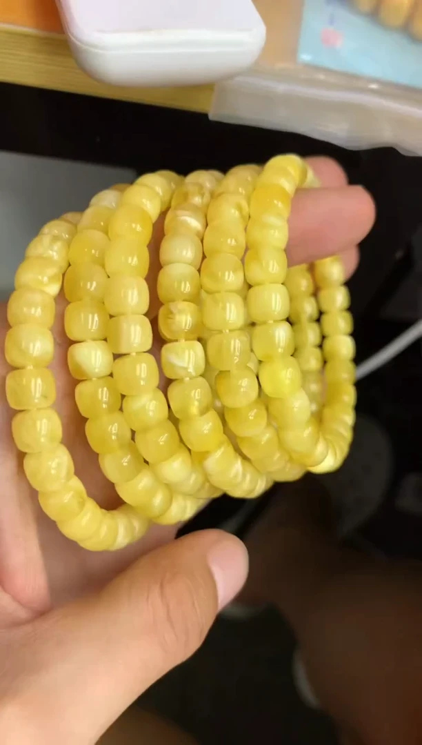 未镶嵌蜜蜡裸石手串多样性发其一