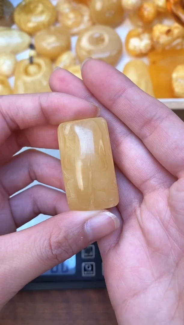 裸石琥珀未镶嵌天然琥珀蜜蜡