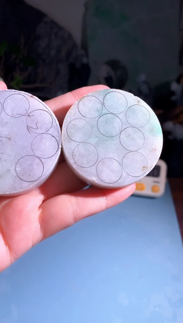 翡翠未镶嵌吊坠(不含链)C368