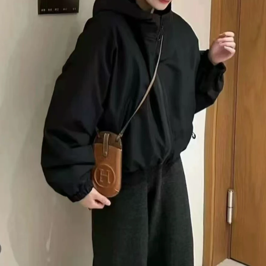 308时尚百搭洋气舒适潮流女士冲锋衣