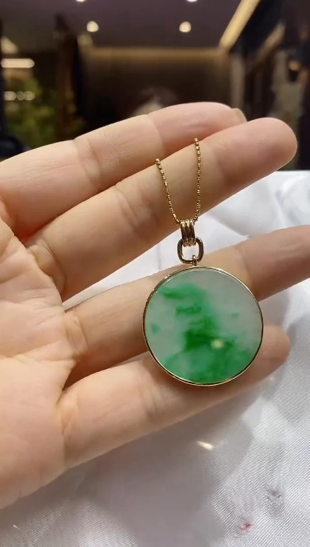 吊坠(赠链)18K金镶嵌翡翠翡翠挂件加银链