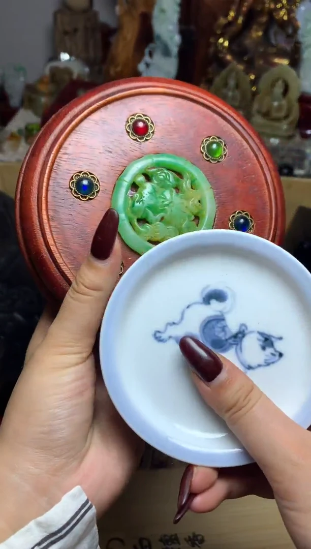 紫砂盖碗瓷器瓷器瓷器瓷器