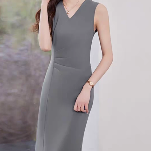 AQY  0105高端名媛风褶皱收腰包臀时尚气质裙