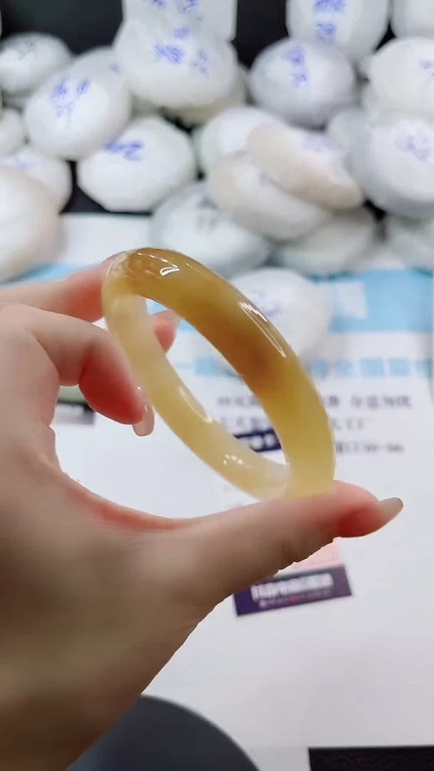 未镶嵌手镯石英质玉多样性发货L170