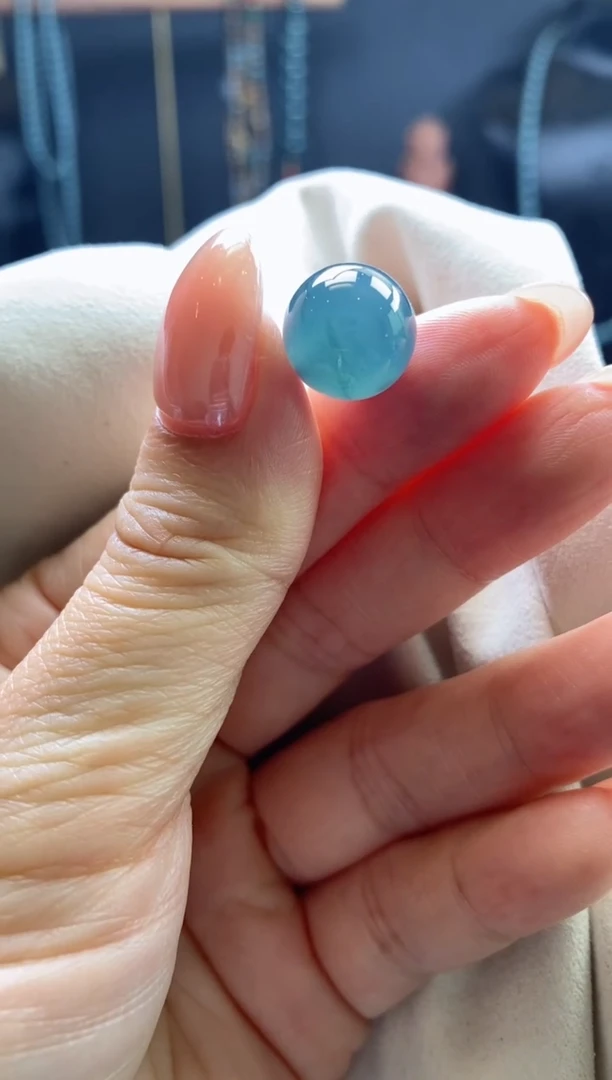 翡翠未镶嵌颈饰0868459783