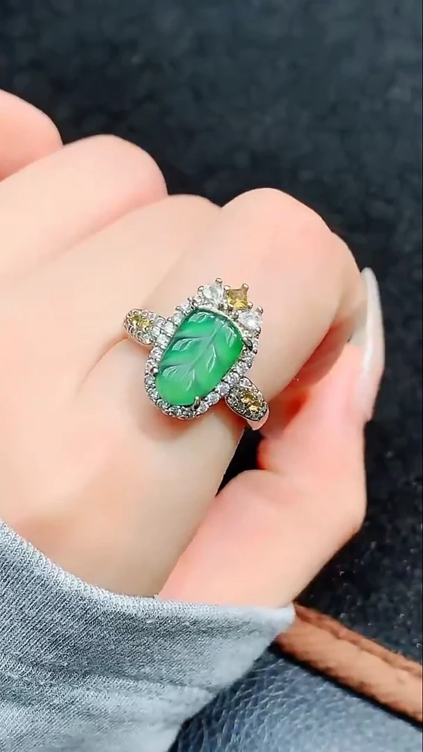 未镶嵌挂件翡翠天然翡翠