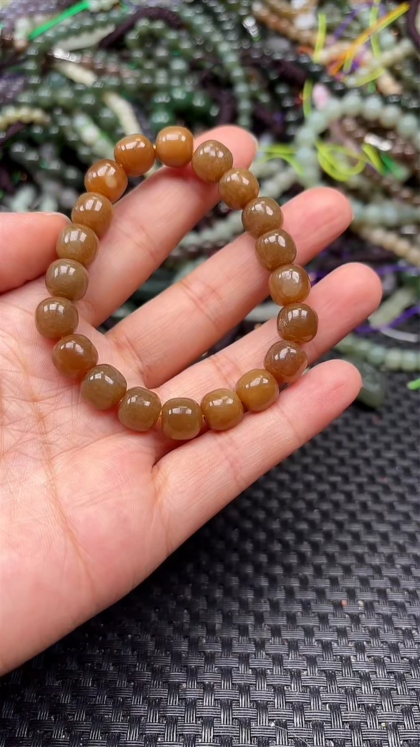 和田玉未镶嵌颈饰1