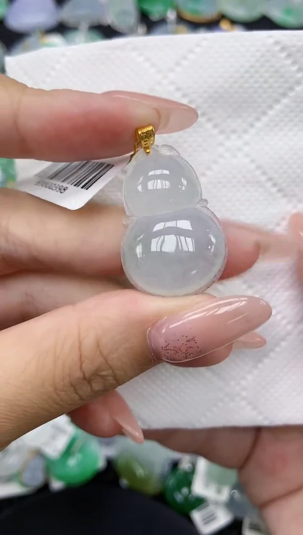 颈饰18K金镶嵌翡翠 1111111111