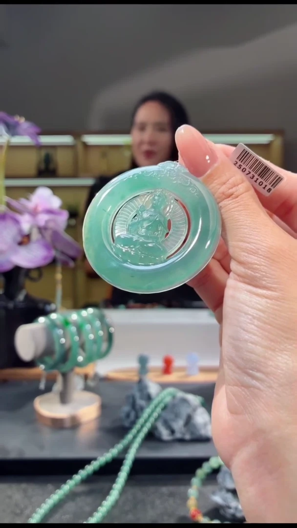 吊坠(不含链)未镶嵌翡翠观音