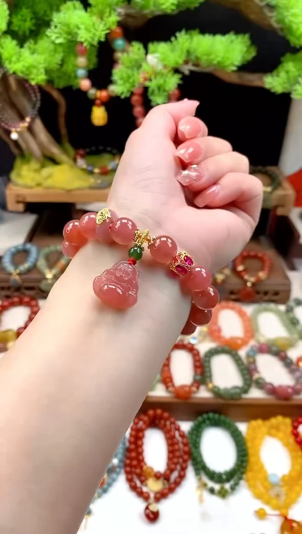 未镶嵌玛瑙手饰佛公