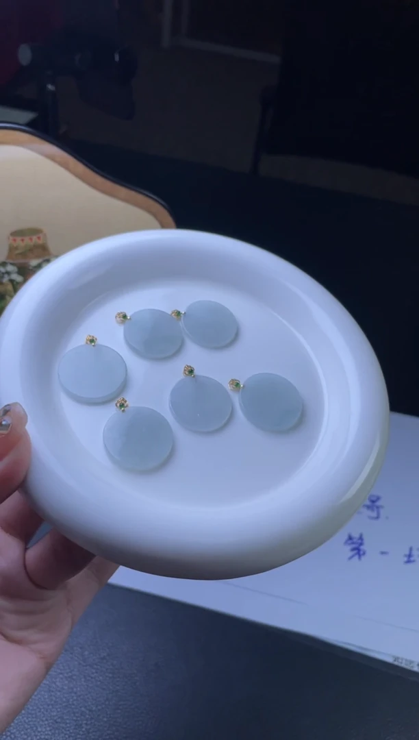 【闪购商品】翡翠挂件18K金镶嵌多样性发一件H5