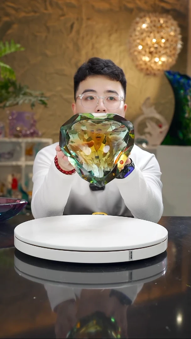 手工艺品琉璃三角琥珀色果碗（微瑕）11号