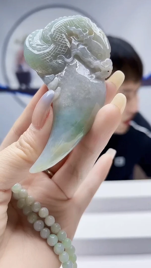 未镶嵌定制翡翠毛货挂件45
