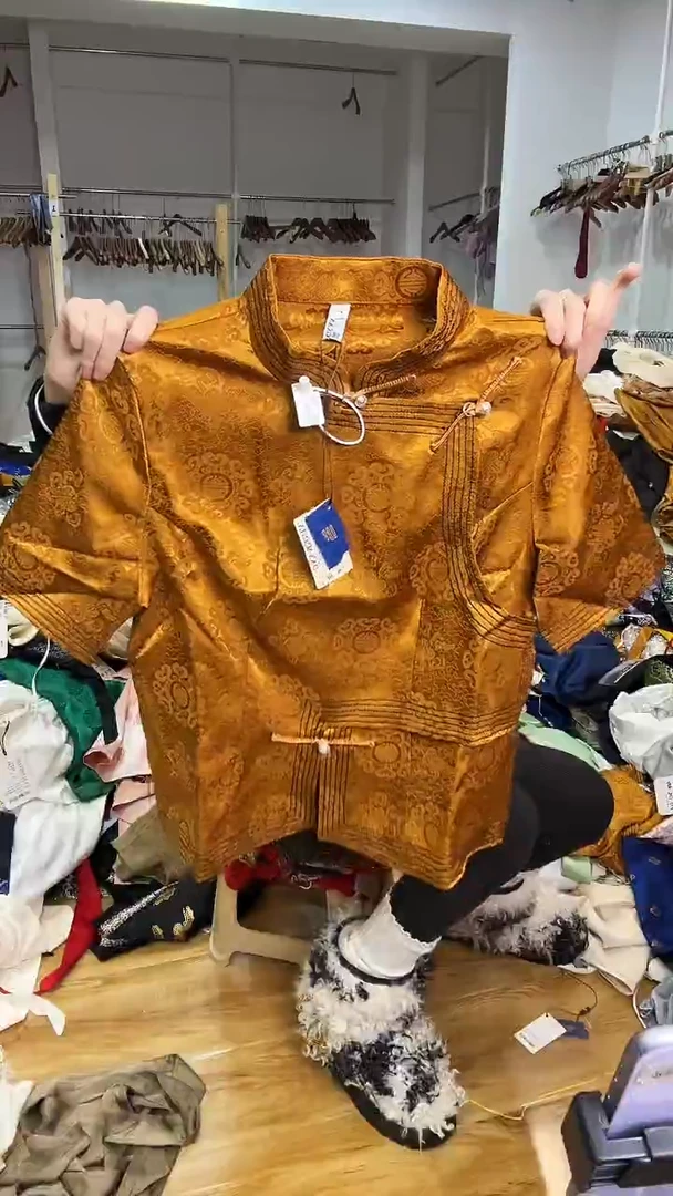 L码        105-115斤   半袖