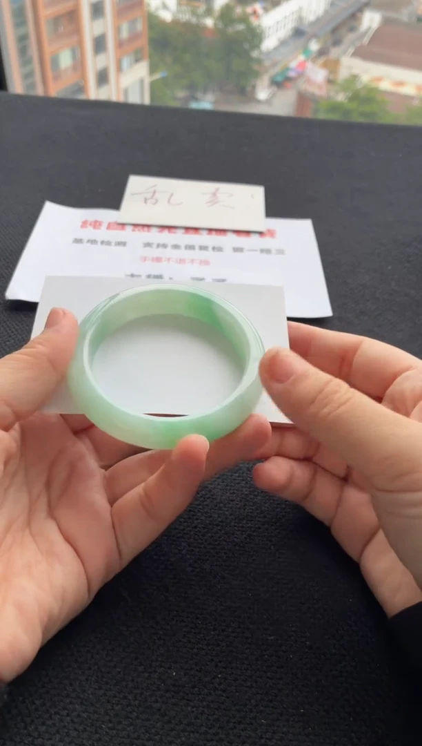 翡翠手镯未镶嵌买断价XW23017006