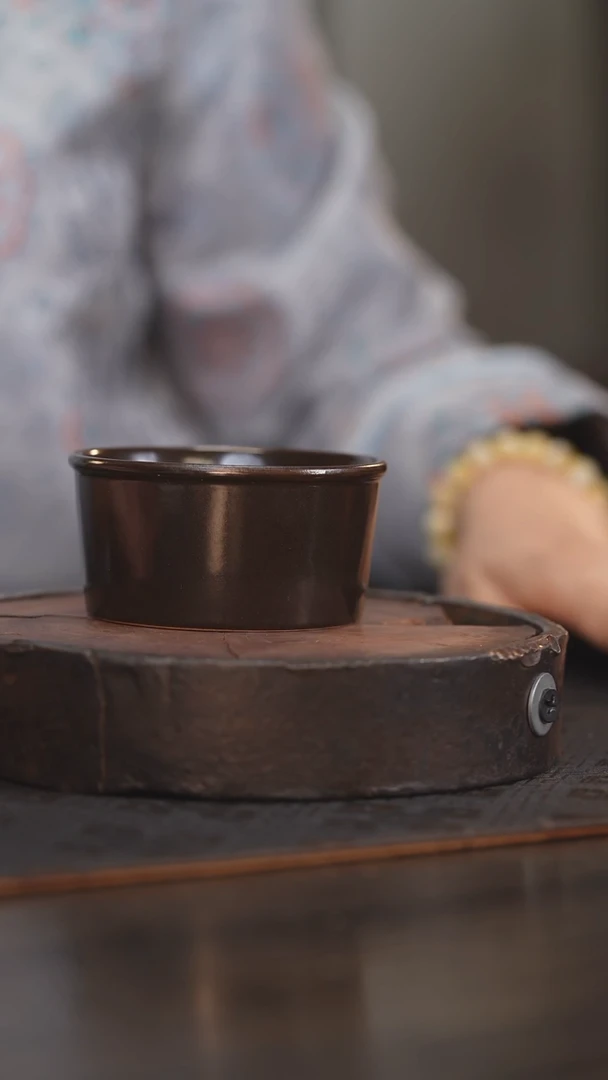 【闪购商品】杯6柴房陶瓷丨黑金色普洱缸杯