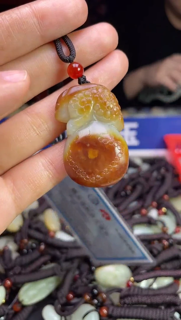 未镶嵌和田玉挂件1