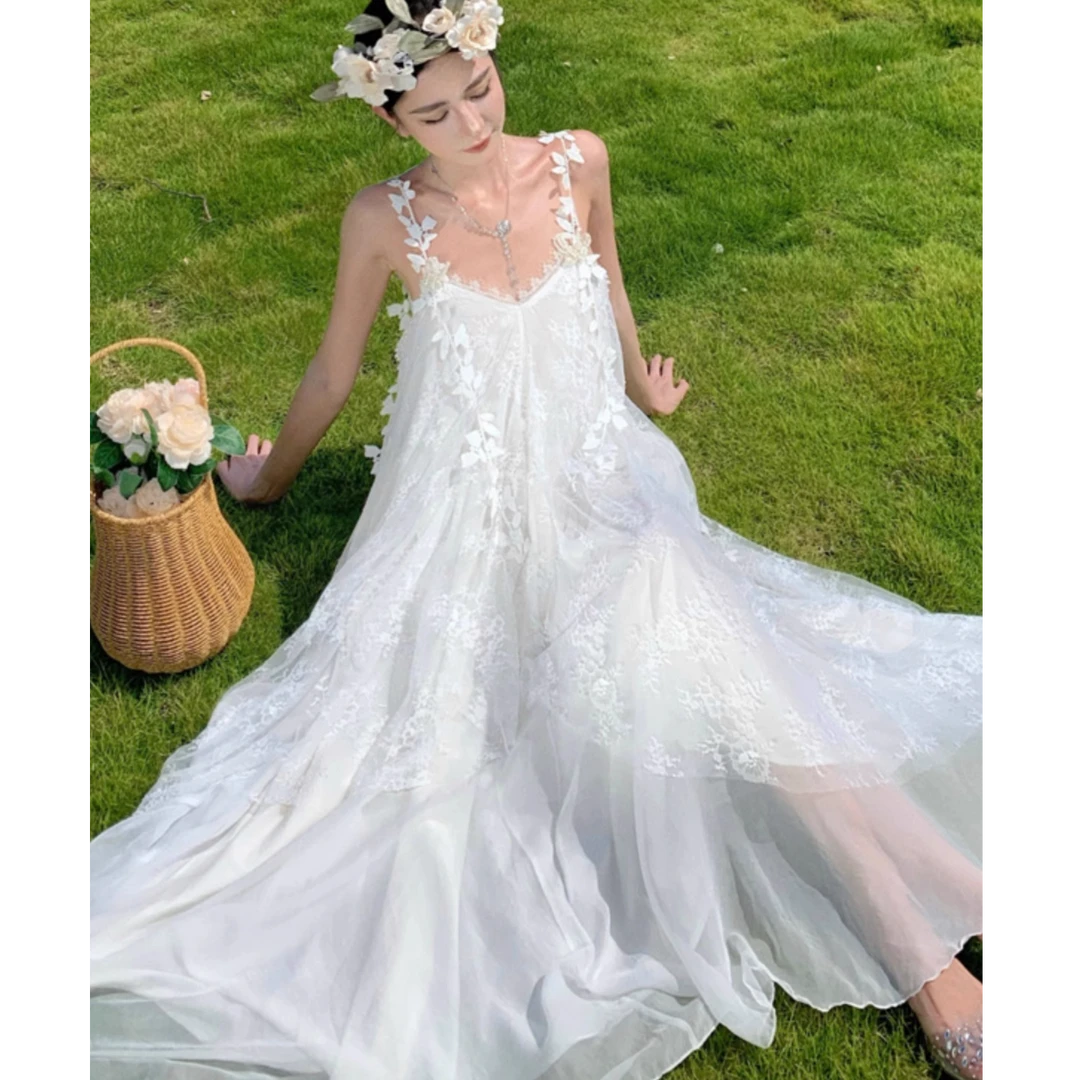 仙气飘飘的仙女裙子白色海边度假法式小众吊带轻婚纱晨袍日常可穿