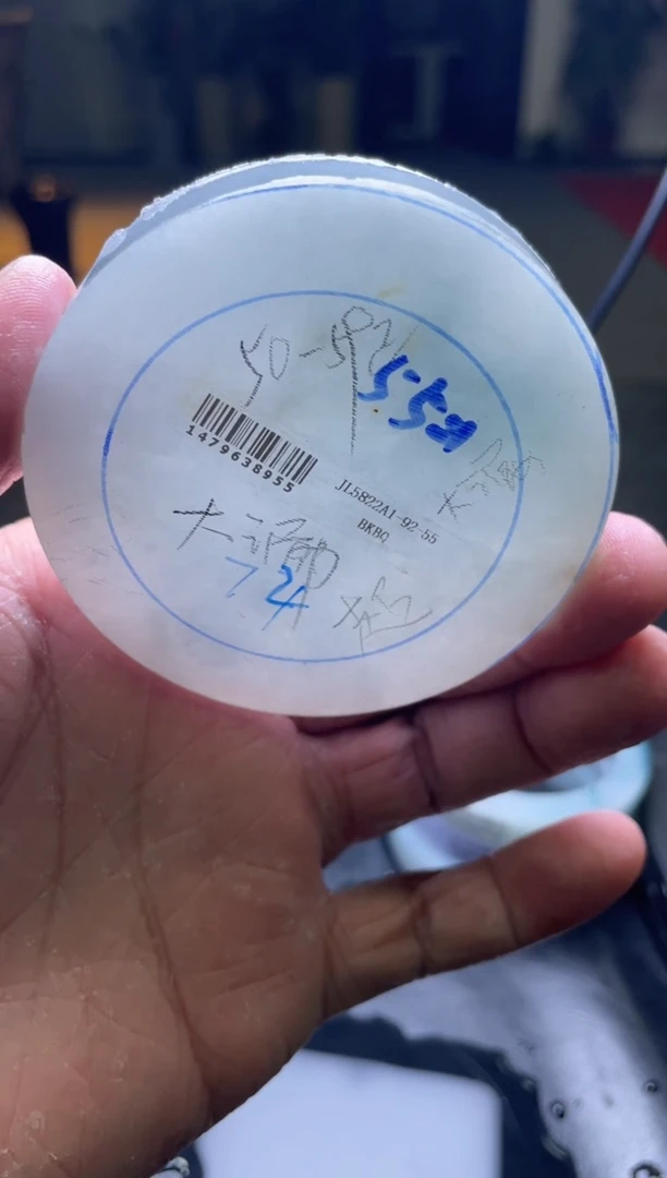 未镶嵌手镯定制翡翠英*翡翠定制手镯含芯