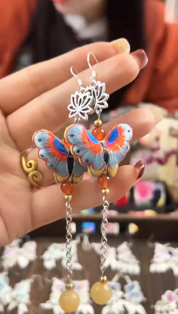 【闪购商品】织绣民族风老绣饰品078