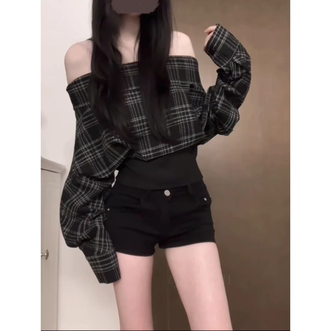 韩系chic辣妹一字肩格纹长袖上衣小个子高腰显瘦热裤子两件套装潮