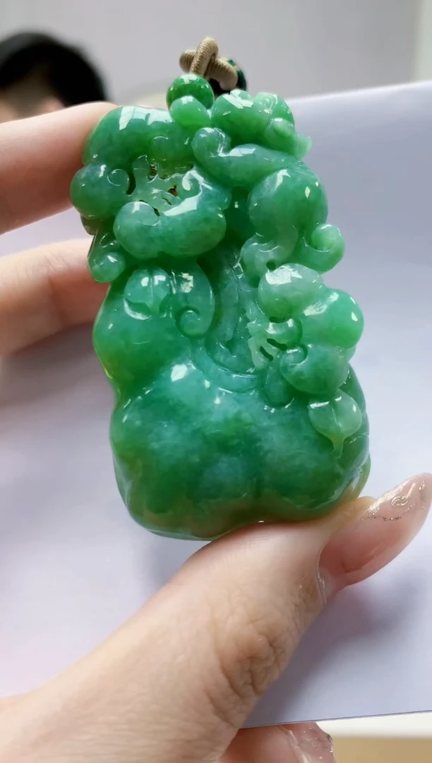 未镶嵌定制翡翠4868jw-毛货挂件60