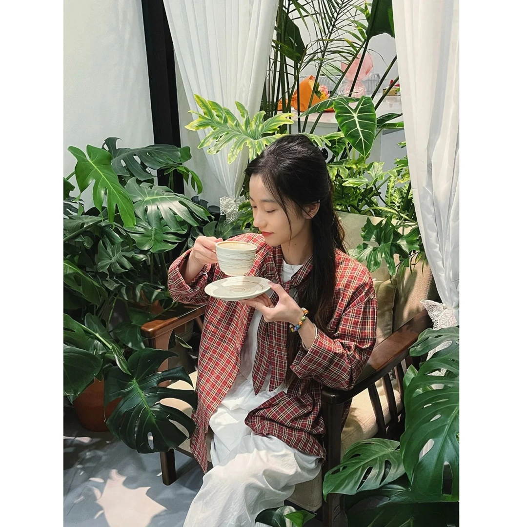 慵懒韩系氛围感红格子长袖衬衫外套女美式复古高级感衬衣春季