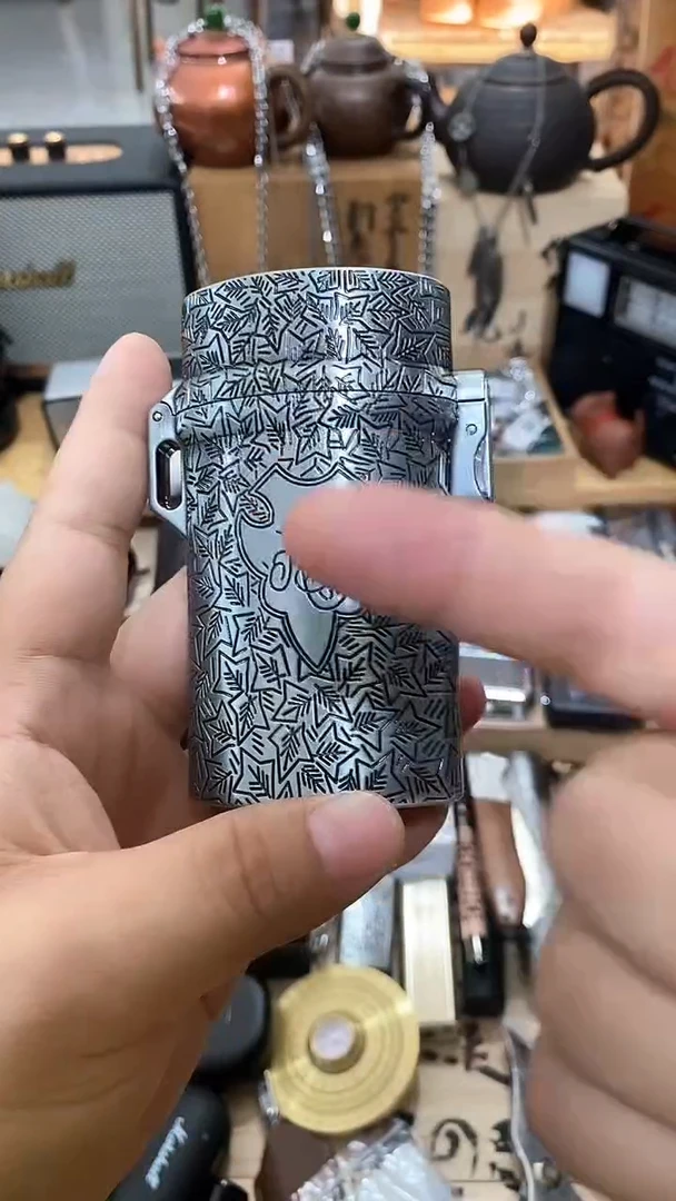 瓷片闪购商品  如图所示