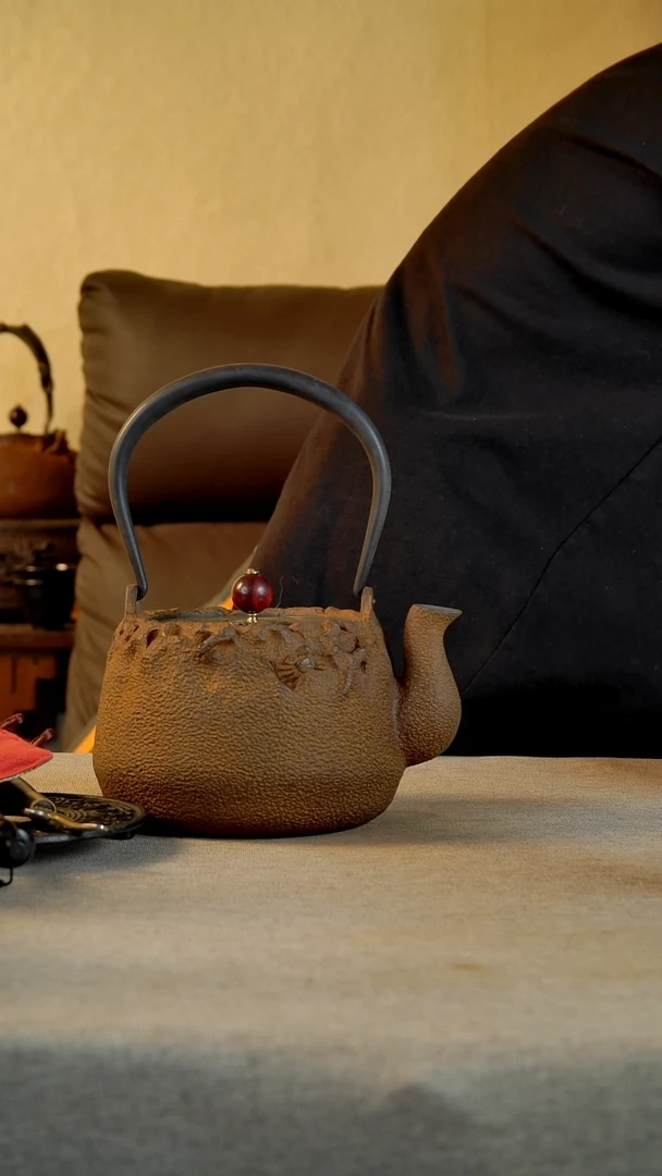 顽*铁壶111111111111