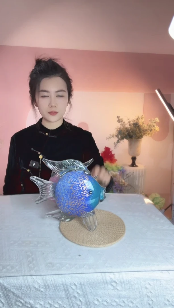 186直播玻璃花瓶