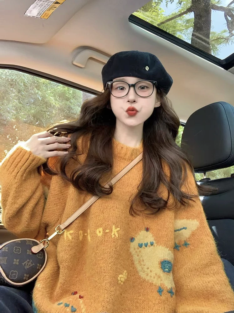 韩系穿搭软糯黄色针织毛衣女秋冬版型大慵懒风宽松显瘦圆领上衣