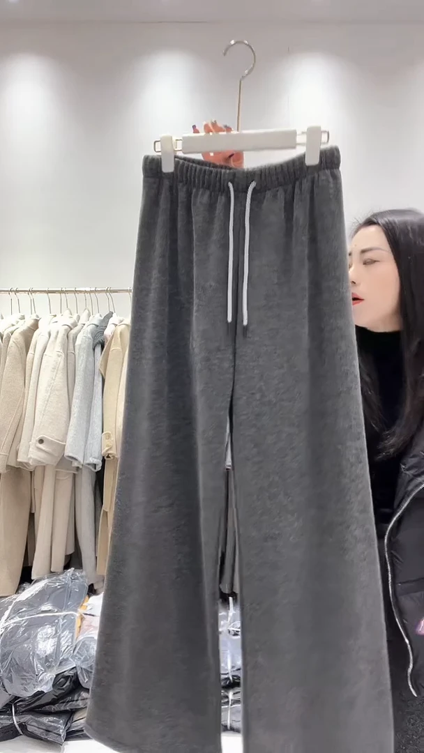 商贸城锦汐里女装批发002