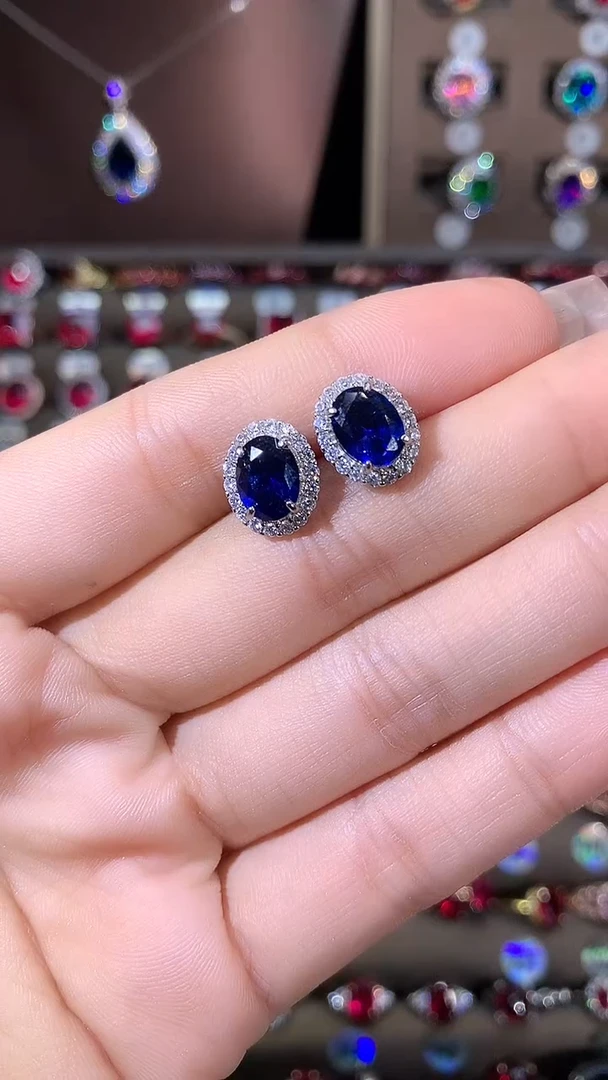 耳饰蓝宝石银S925镶嵌68银色