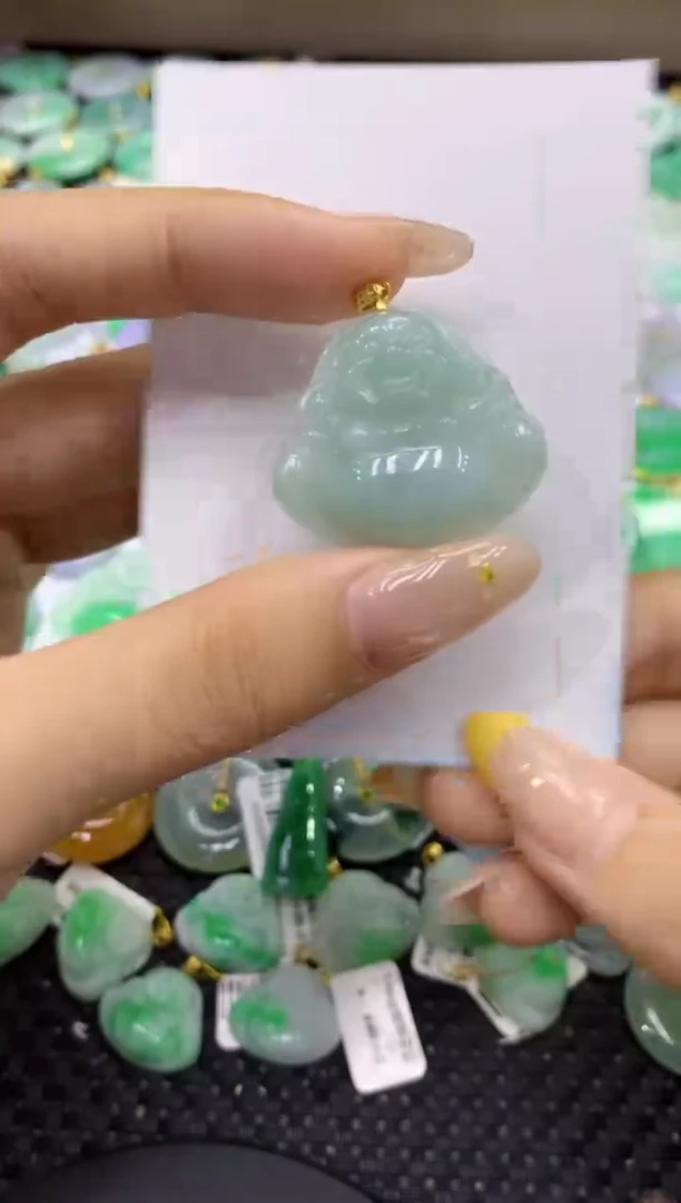 颈饰未镶嵌翡翠天然缅甸翡翠A货