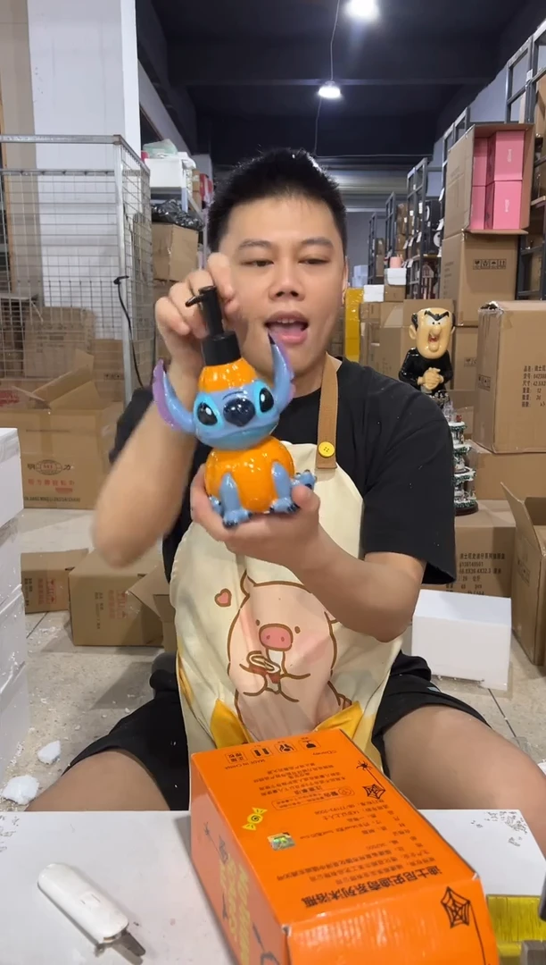 瓷片树脂原盒万圣节史迪仔南瓜按压瓶
