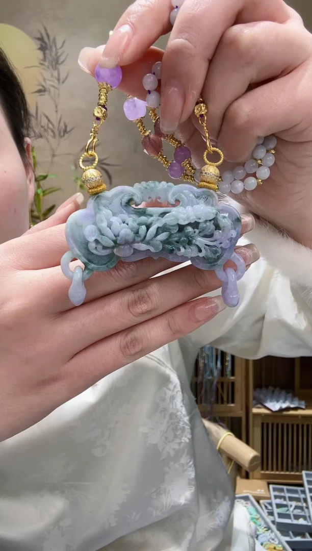 【闪购商品】翡翠颈饰未镶嵌吊坠