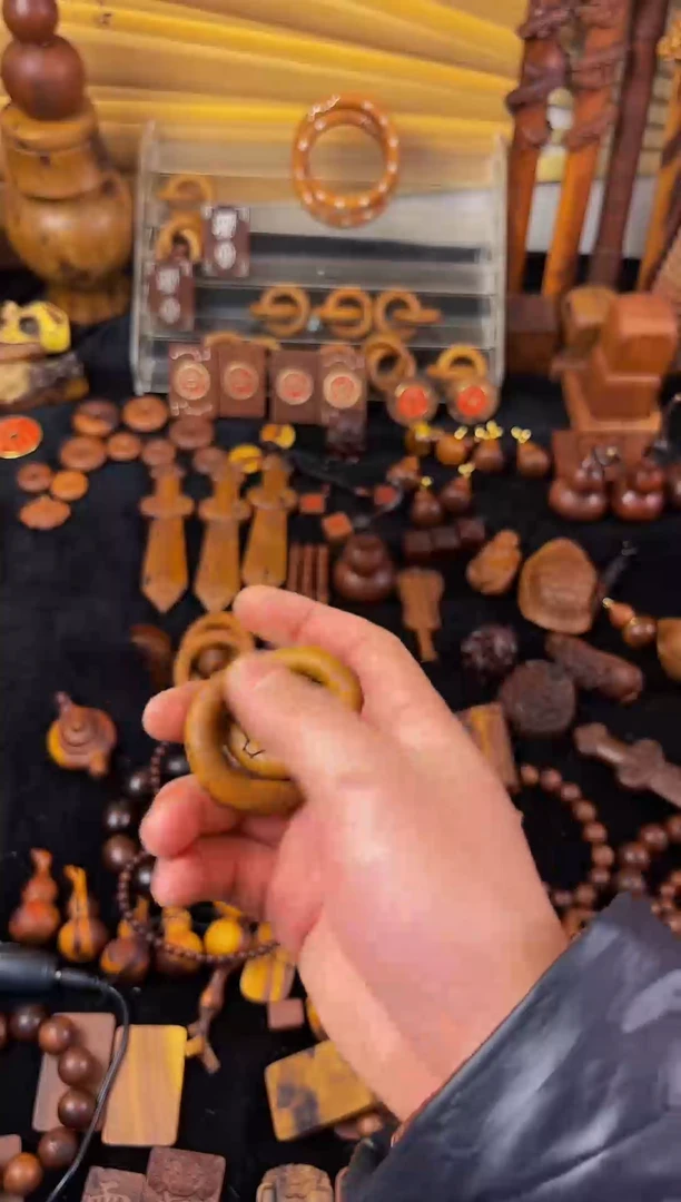 【闪购商品】枣木枣木小乾坤圈吊坠包邮到家